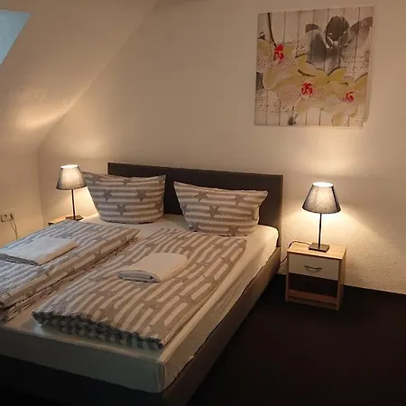 Aparthotel Apart- *