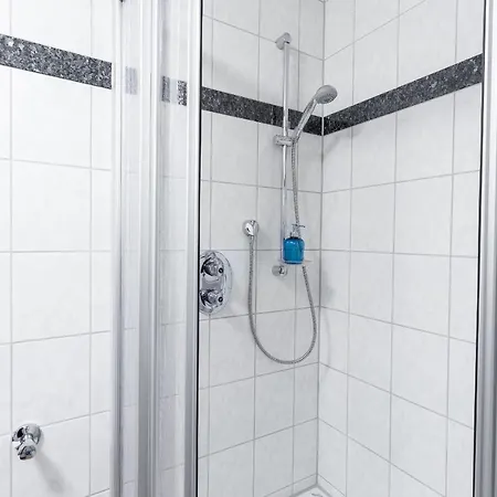 Apartment Gastezimmer 20 Min. Zur Messe & Stadtzentrum *