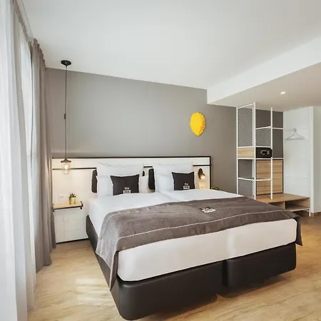 The Niu Leo - Aparthotel *