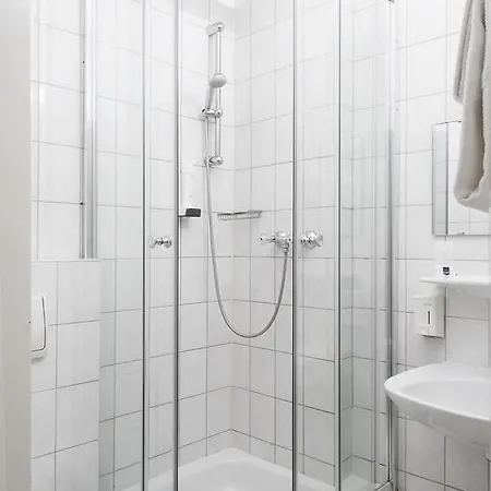 Hotel Lorenz Zentral 2*