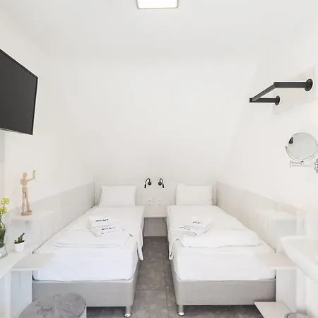 Staystay I 24 Check-in Gasthof Nürnberg
