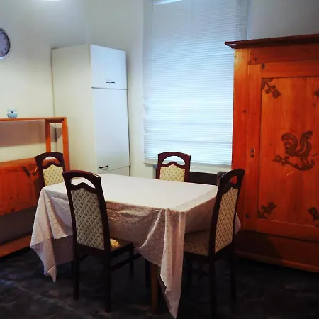 Zentrale Mit Wlan Apartment