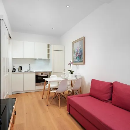 Appartement 35qm Deluxe Im Stil Design Vosteen Naehe Der Kaiserburg Nuremberg