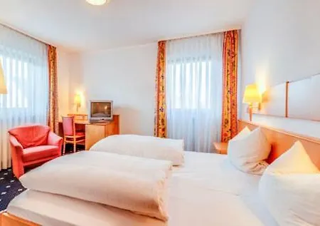 Hotel Blödel Grüner Baum *