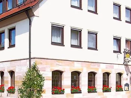 Hotel Blödel Grüner Baum *