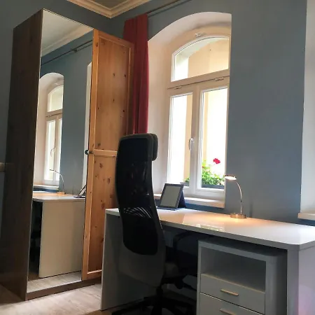 3 Mobiliert Nahe Zentrum/3 Furnished Near Center Apartment *