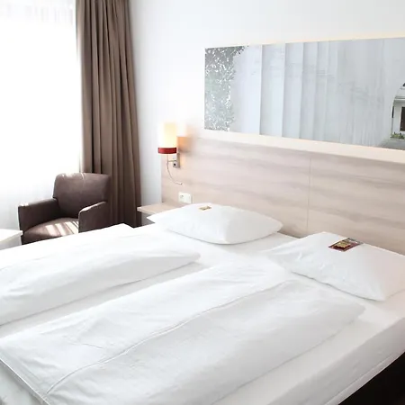 Arvena Park 4*