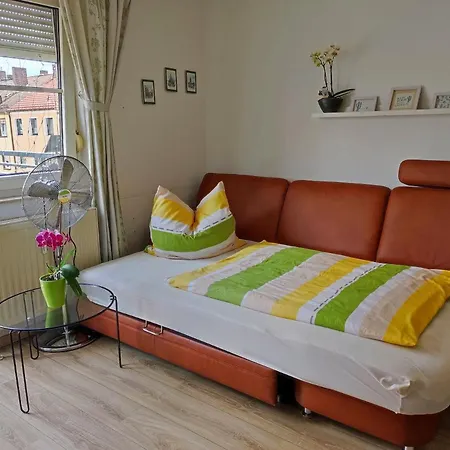 Quiet City-apt, 4min City-center, 18min Fair Nuernberg!!! Apartment