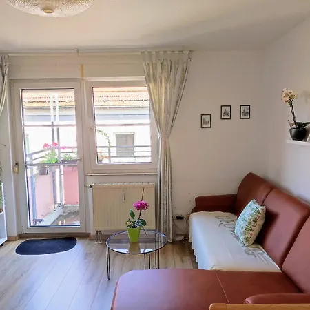 Apartment Quiet City-apt, 4min City-center, 18min Fair Nuernberg!!!