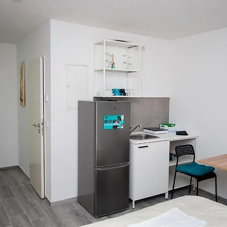 Modern Living Kueche Netflix Inklusive Lage ゲストハウス ニュルンベルク