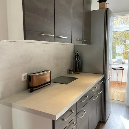 Apartment Zentrale 3-zimmer-wohnung In *