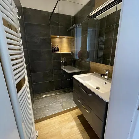 Apartment Zentrale 3-zimmer-wohnung In