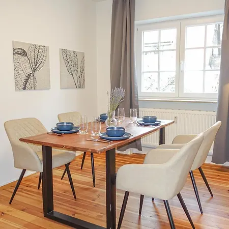 Luxomes: Design - Near Airport * Nuremberg