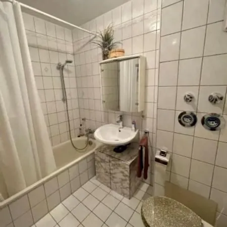 Complete Peacefully Situated Near The Airport Nuremberg