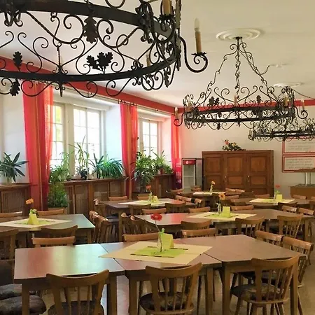 Jugend-hotel 3* Nürnberg