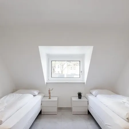 By Staystay I 24 Check-in Guest house *