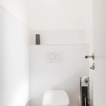 By Staystay I 24 Check-in Guest house *