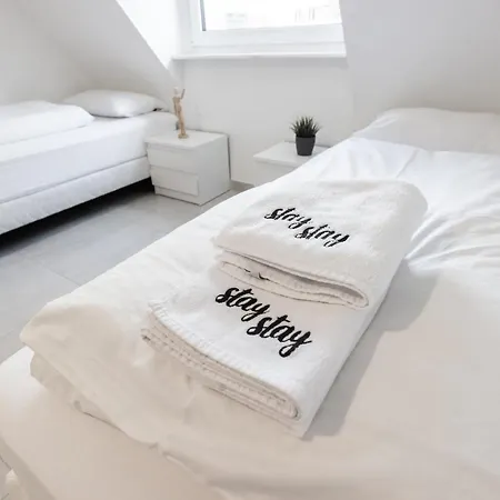 By Staystay I 24 Check-in Guest house *