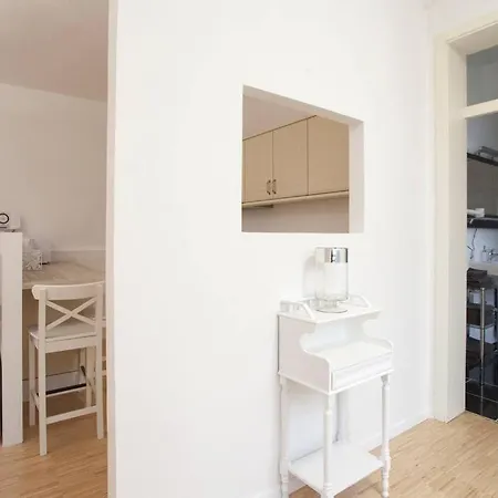 Apartamento Exclusive 2-room Souterrain *