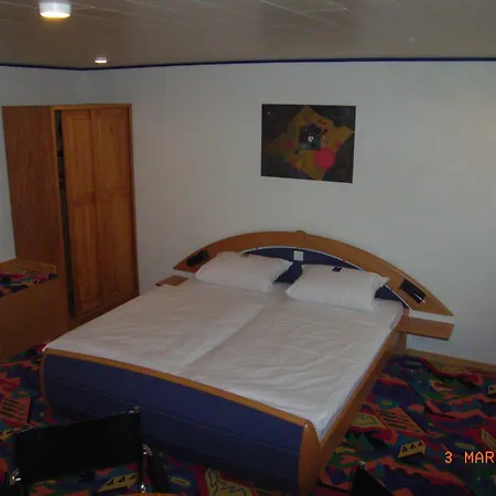 Hotel Smile