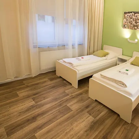 Guest house Koehn51, Zentral Gelegene, Stilvoll Eingerichtete Mit Eigener Teekueche