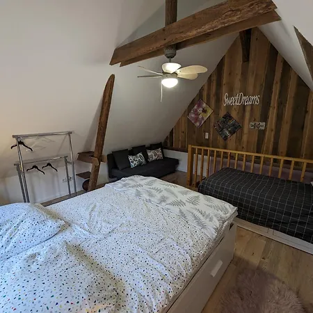 Apartment Lilla *