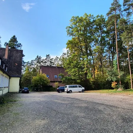 Jugend-hotel