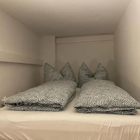 Souterrain-studio - Naehe Burg Und Hauptmarkt - Parken Apartment *