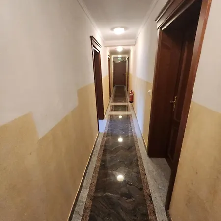 Einzellzimmer Mit Extra Bad 25 * Neurenberg