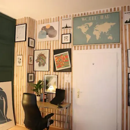 Cozy , Warm And Welcoming In The Heart Of Homestay