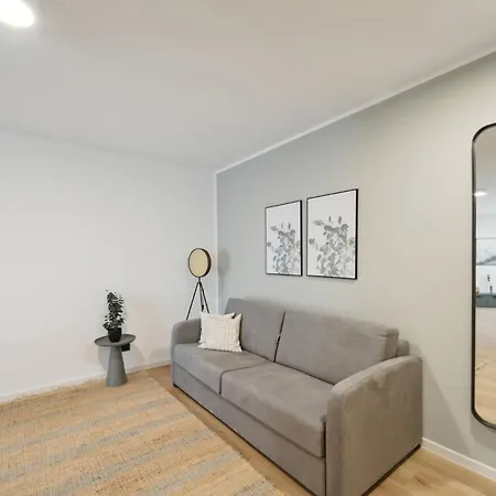 Limehome Celtisplatz Апартаменти