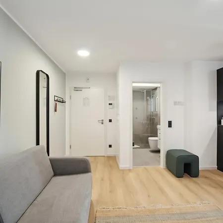 Апартаменти Limehome Celtisplatz