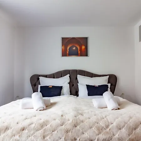 Apartment Armonia - Naehe Messe&city I Wlan I Parken I Arbeitsplatz