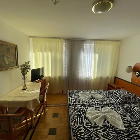 Apartment Doppelbett 22