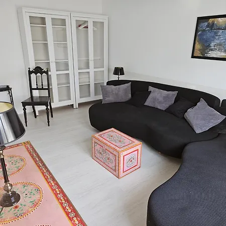 Mit Charme Mond Homestay szállás