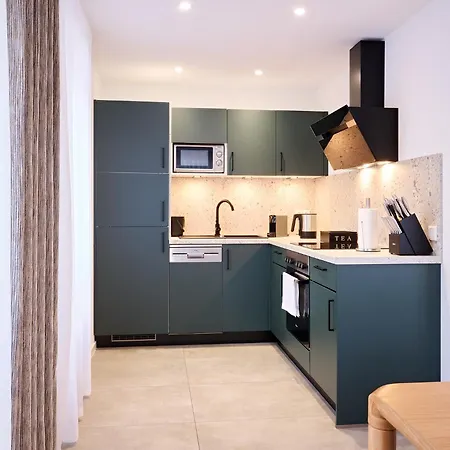 Xzllenz - 4 Schlafzimmer, Zentral, Parken, U-bahn, 2 Baeder, 4 Smart-tv, Optional Einzelbett Casa vacanze *