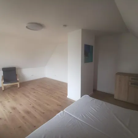 Grosszuegige 3-zimmer Mit Garage Und Garten *