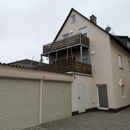 Grosszuegige 3-zimmer Mit Garage Und Garten *