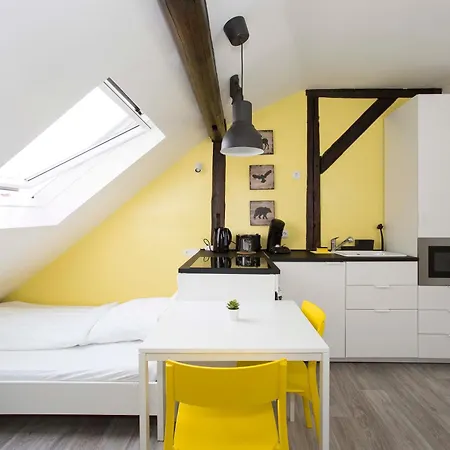 Daire Zentral Gelegene Monteur-dg-wohnung *