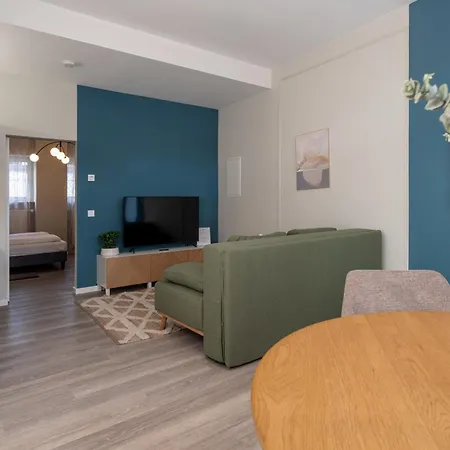 Apartment 2-zimmer - Naehe Altstadt & Stadtpark & U-bahn *