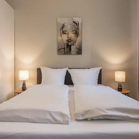 Apartment 2-zimmer - Naehe Altstadt & Stadtpark & U-bahn Nuremberg