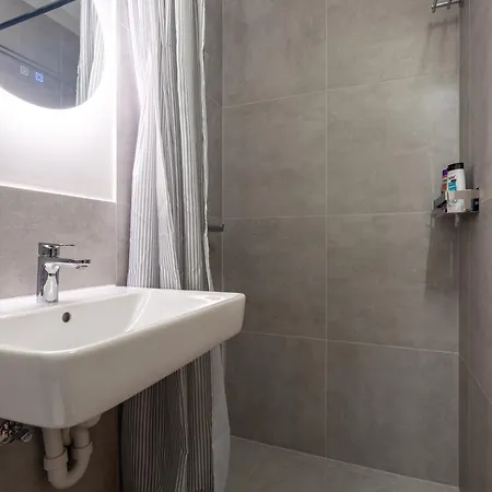 Apartment 2-zimmer - Naehe Altstadt & Stadtpark & U-bahn *