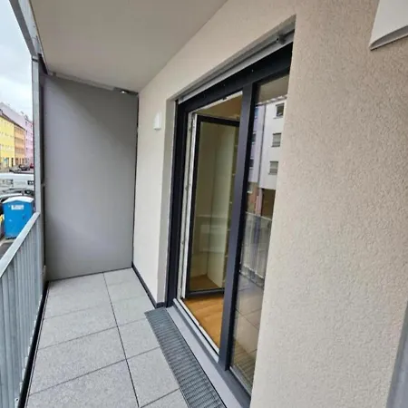 Max Apartment