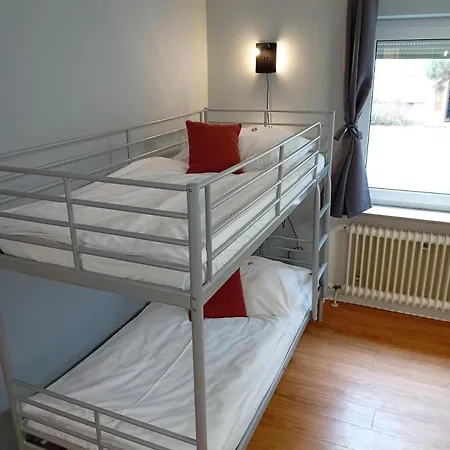 1, 2, Sleep Messe Hotel *