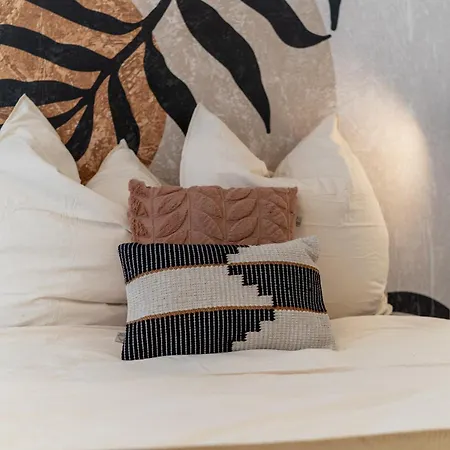 Lexapartments Altstadt Zentral 80qm In Lorenz *