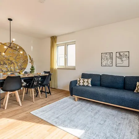 Lexapartments Altstadt Zentral 80qm In Lorenz