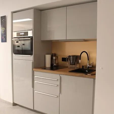 Smartapart - Design - Favorite Place - Full Equipment - Public Transport Apartment Nuremberg