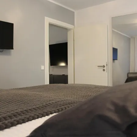 Smartapart - Design - Favorite Place - Full Equipment - Public Transport Apartment