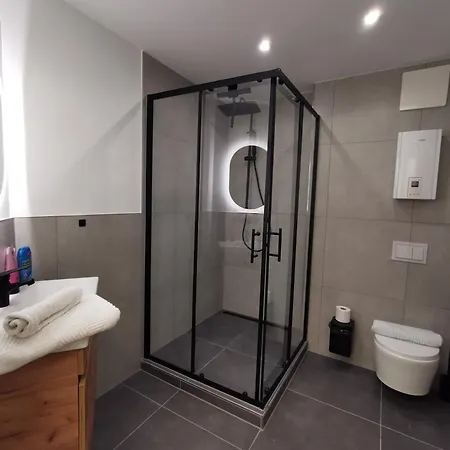 Smartapart - Design - Favorite Place - Full Equipment - Public Transport Apartment
