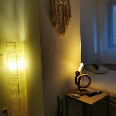 Smartapart - Design - Favorite Place - Full Equipment - Public Transport Apartment Nuremberg